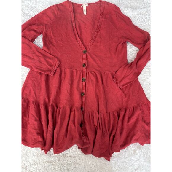 Matilda Jane women's sz. M "Love me Tender" red tiered sweater. Pretty. **NtDesc - Picture 2 of 11